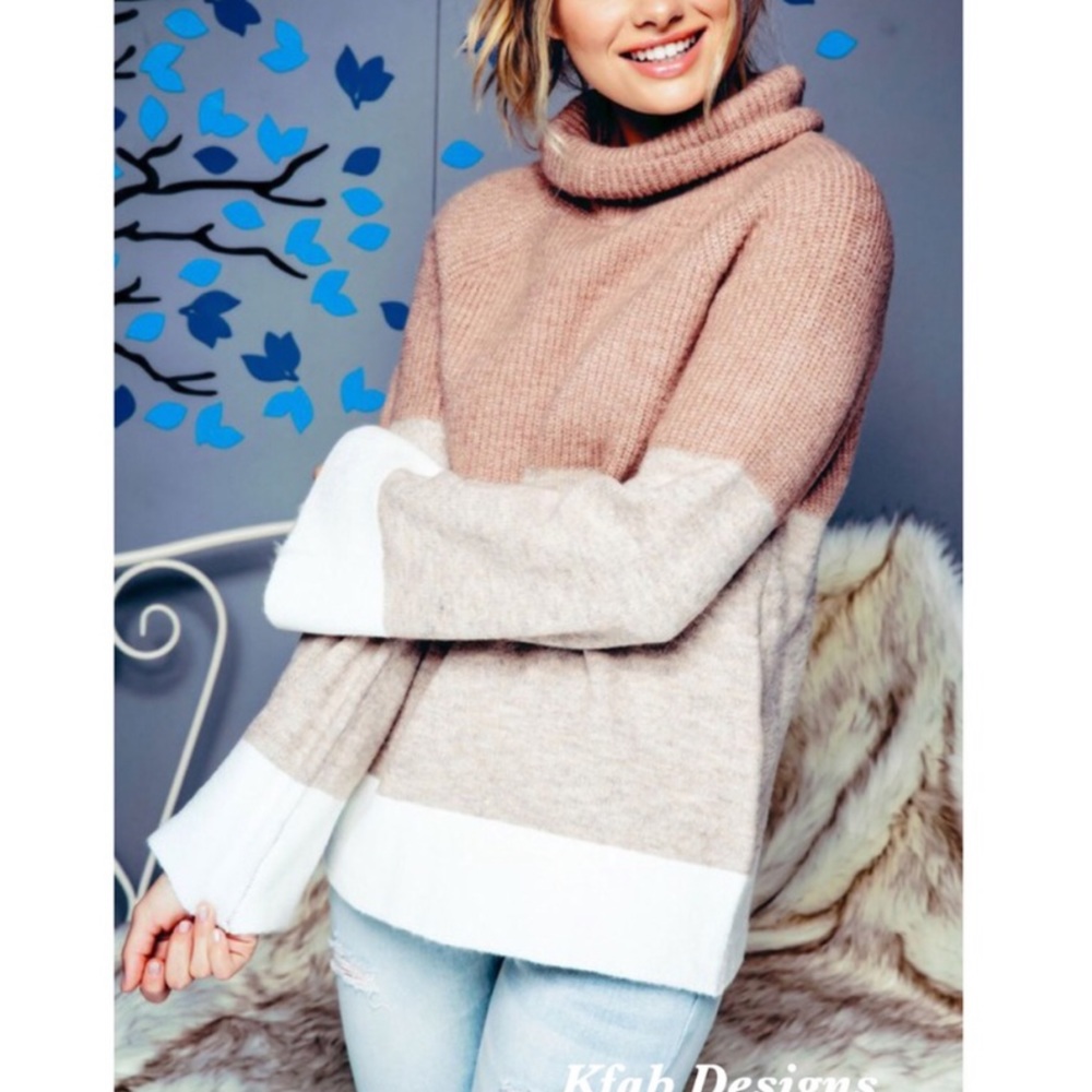 Color Block Bell Sleeve Sweater